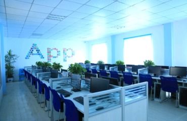 學習軟件開發(fā)，來江西新華電腦看看網(wǎng)絡技術(shù)服務